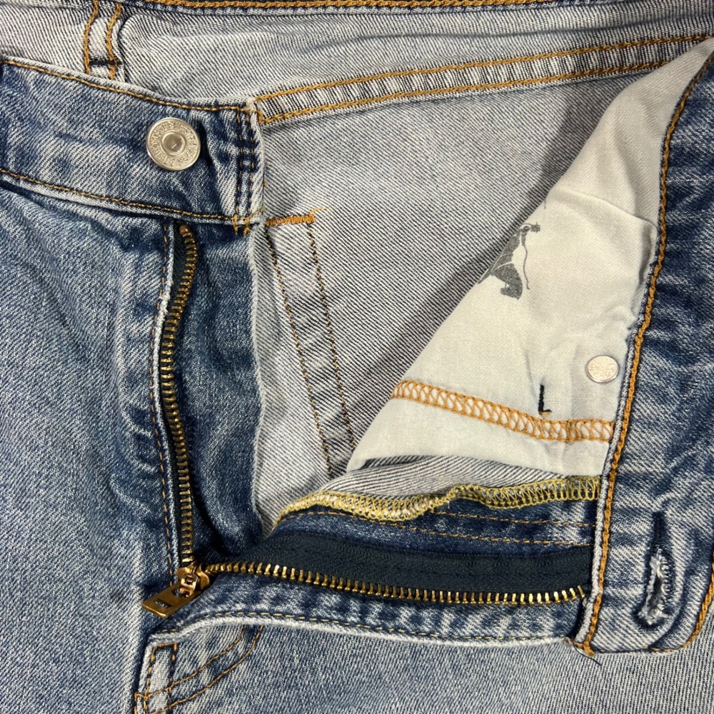 LEVI'S 514 Straight Jeans Mens 32x30 Blue Distressed Medium Wash Denim Rips - Picture 7 of 16